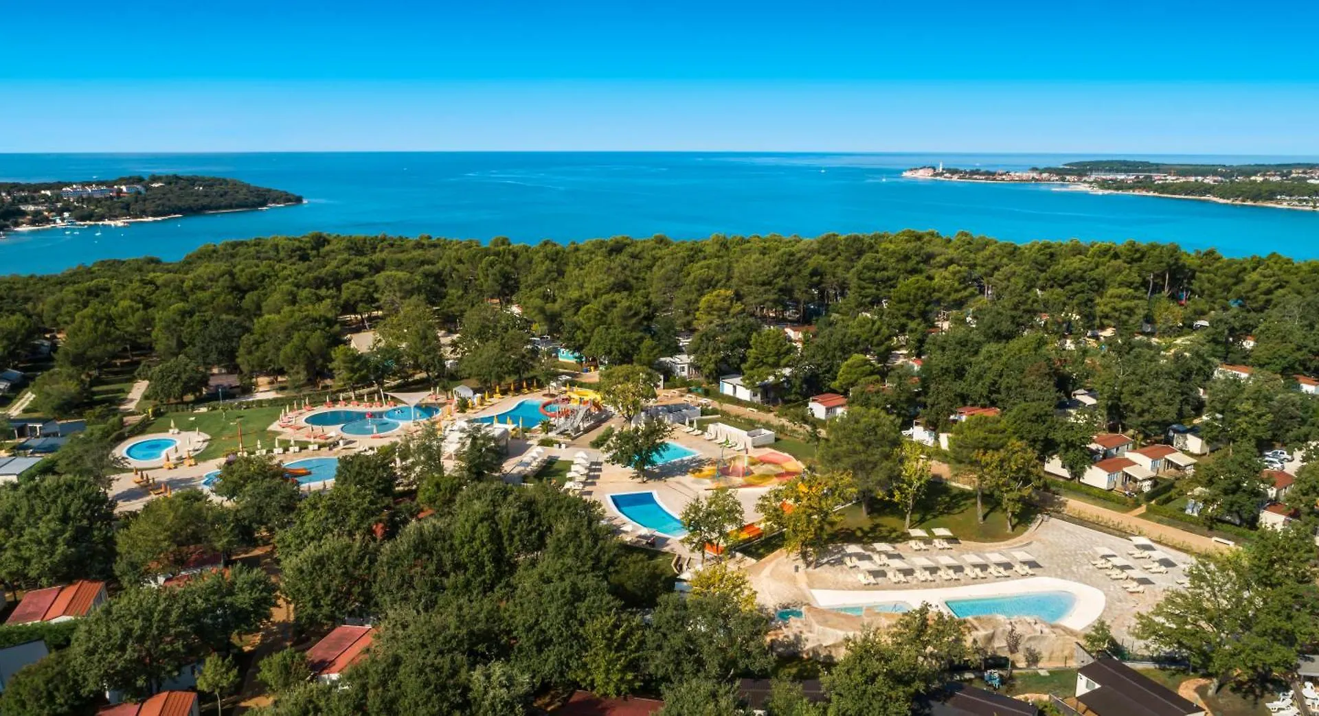 مكان تخييم Happy Camp Mobile Homes In Valamar Camping Lanterna بوريتش