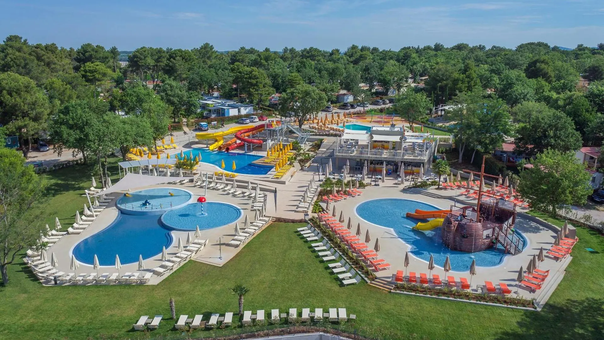 Happy Camp Mobile Homes In Valamar Camping Lanterna بوريتش كرواتيا
