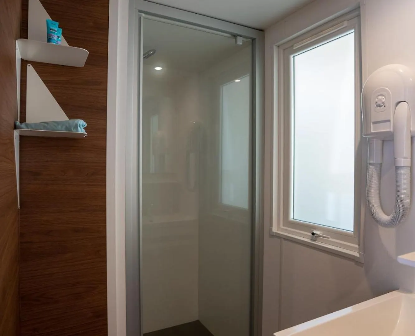 مكان تخييم Happy Camp Mobile Homes In Valamar Camping Lanterna بوريتش كرواتيا